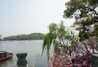 West Lake with Peach Blossom