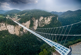 Longest Glass-bottomed Bridge
