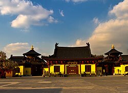 Bao Hua Temple